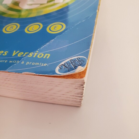 Extreme Teen Bible-NKJV: No Fears, No Regrets, Just a Future with a Promise - Picture 9 of 16